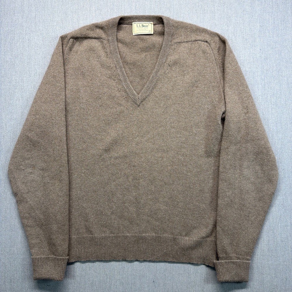 Vintage L.L.Bean Mink & Merino Wool Medium Brown V-Neck Made In‎ USA